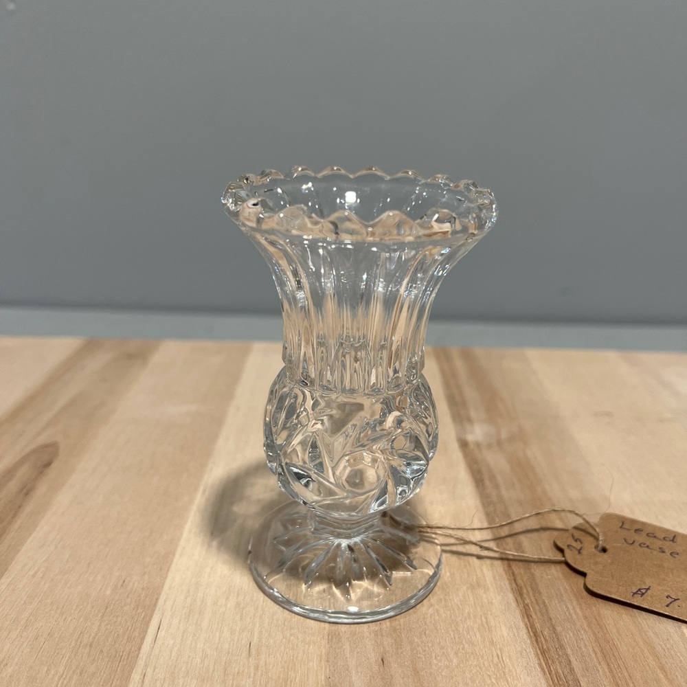 Vintage Elegant Crystal Vase